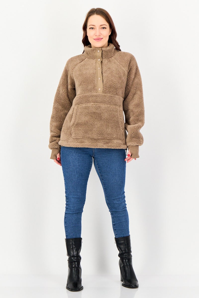 Bearpaw جاكيت شيربا مزيف بأكمام طويلة ورقبة عالية للنساء، توب - Image 4